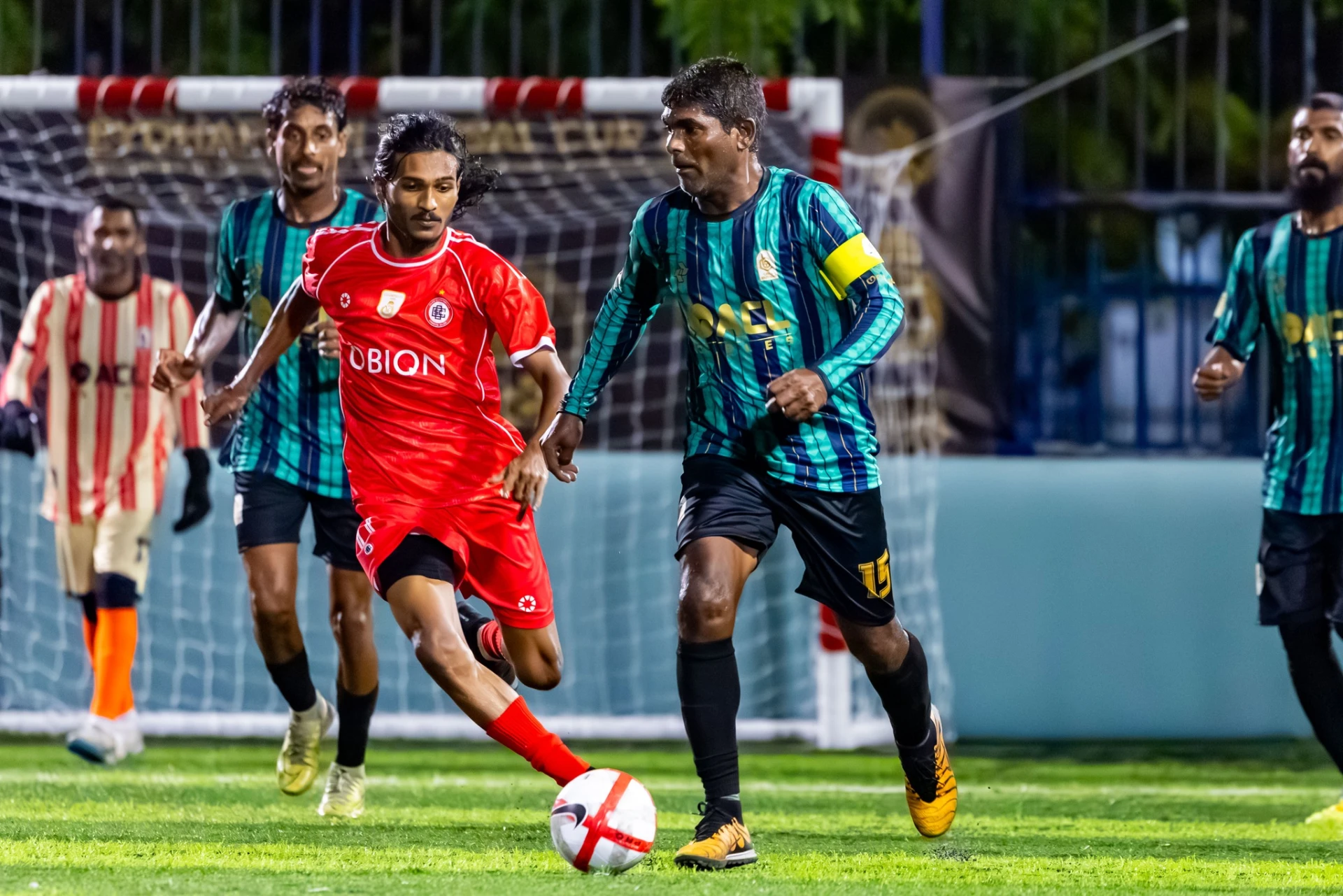 އޭދަފުށި ފުޓްސަލް ކަޕް: ޗެމްޕިއަން ސީސީ ޕްރެޝަރަށް، ކޭބަލް ބްރަދާސް ކުއާޓާއާ ގާތަށް