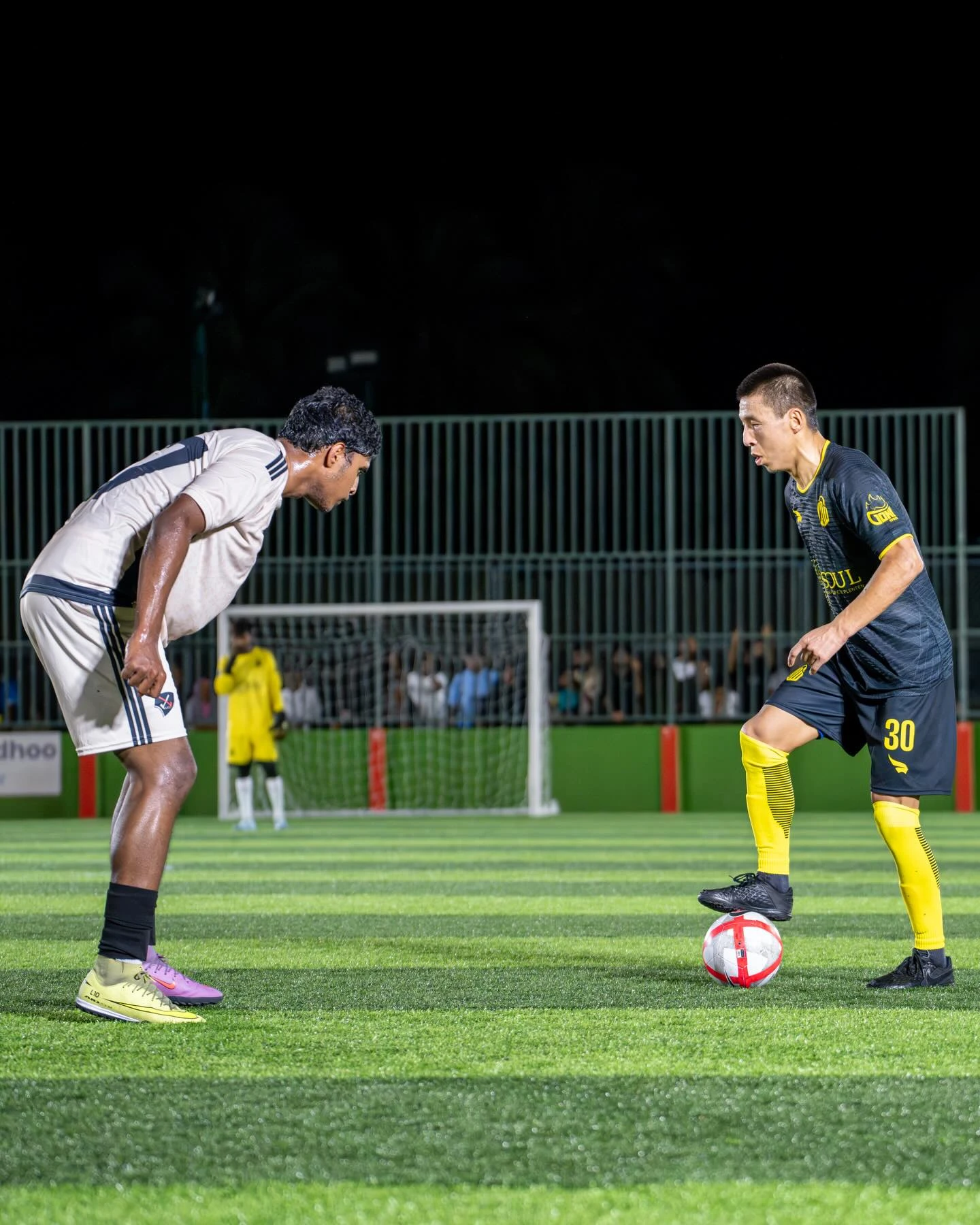 ފައުޒާއި ސީއެސް ބޮޑު މޮޅެއް ހޯދިއިރު، ޗެމްޕިއަން ފެލޭލާ ހިފަހައްޓައިފި