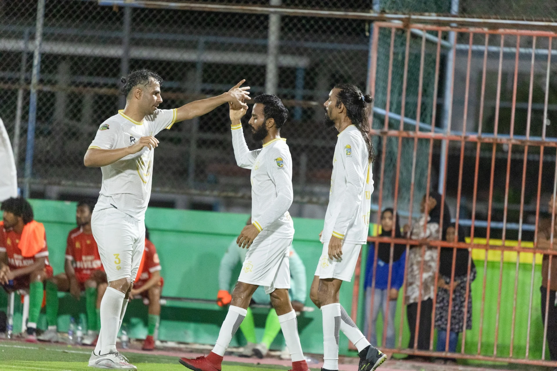 ހުސް ތަރިންނާ އެކު ތޮއްޑޫ ފުޓްސަލް އީދުގެ ބޮޑު ފައިނަލް މިރޭ