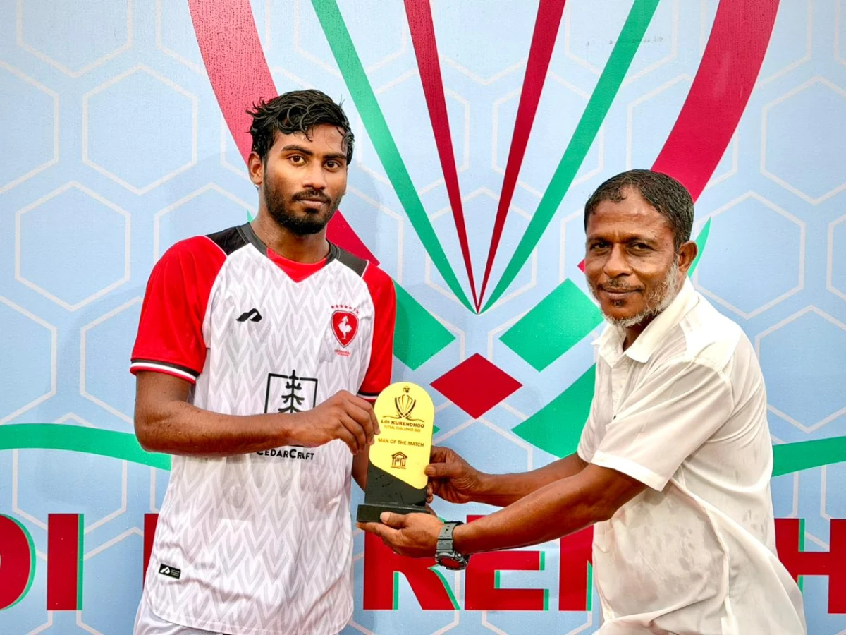 ނައިފަރުގެ ދެ ޓީމާ އެކު މާމަ ޓީމާއި، ހުދުހާ މޮޅަކުން ފަށައިފި
