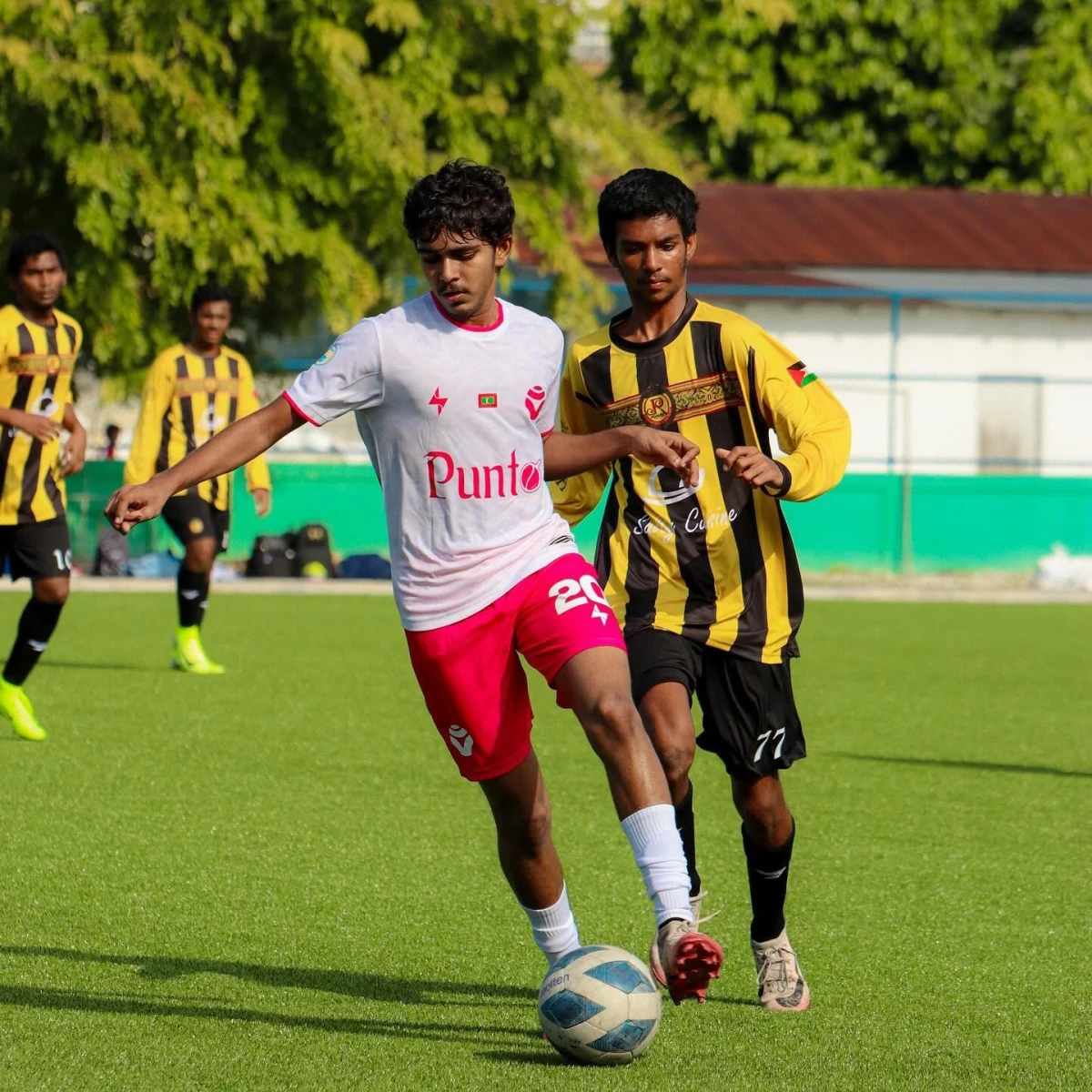 ރާއްޖެއިން ބޭރުގެ ދެ ޓީމާއެކު ރިދަން އެކަޑަމީ ޗެމްޕިއަންޝިޕްގައި 18 ޓީމު
