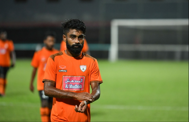 ރިޒޭ އެކަނި ވެސް 10 ގޯލު، އީގަލްސް ސެމީ އަށް