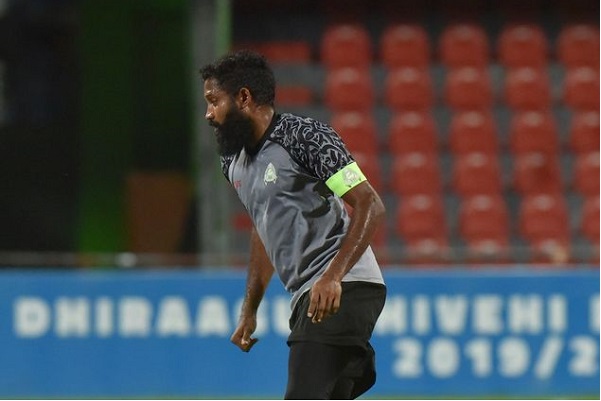 ތަޖުރިބާކާރު މިޑްފީލްޑަރު ބަކާ ޔުނައިޓެޑް ވިކްޓްރީ އަށް