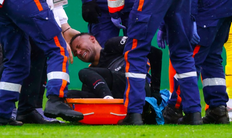 ސީރިއަސް އަނިޔާއަކާ އެކު ނޭމާ ދިގު މުއްދަތަކަށް ކުޅުމާ ދުރަށް