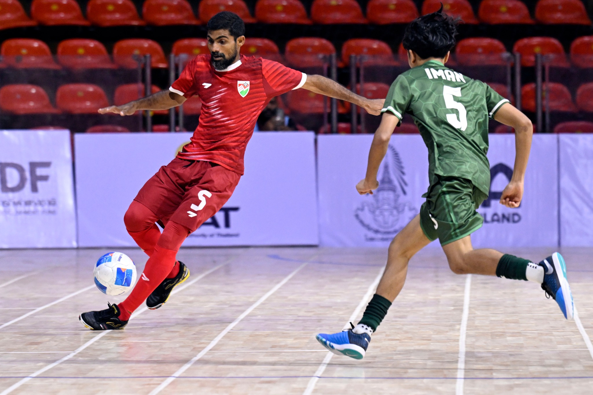 ސައްޓު ސަޕޯޓަރުންނަށް: ޓީމާއެކު ތިއްބަވާ، އިރާދަކުރެއްވިއްޔާ ކާމިޔާބު ހޯދާނަން