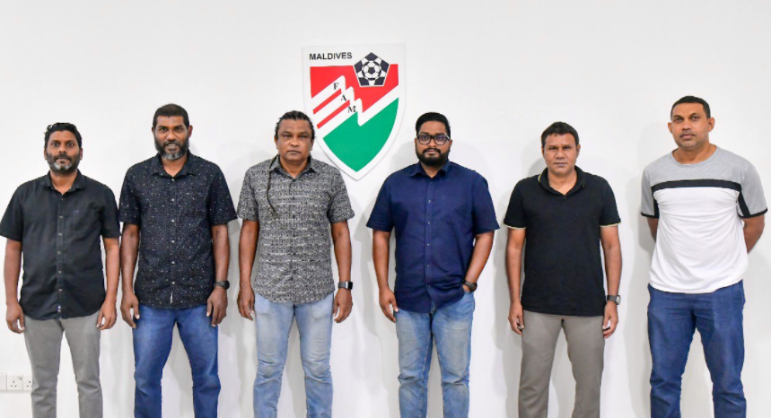 ސާފް ޗެމްޕިއަންޝިޕަށް ގައުމީ ޓީމު ތައްޔާރުކުރަން ސުޒޭންއާ ހަވާލުކޮށްފި