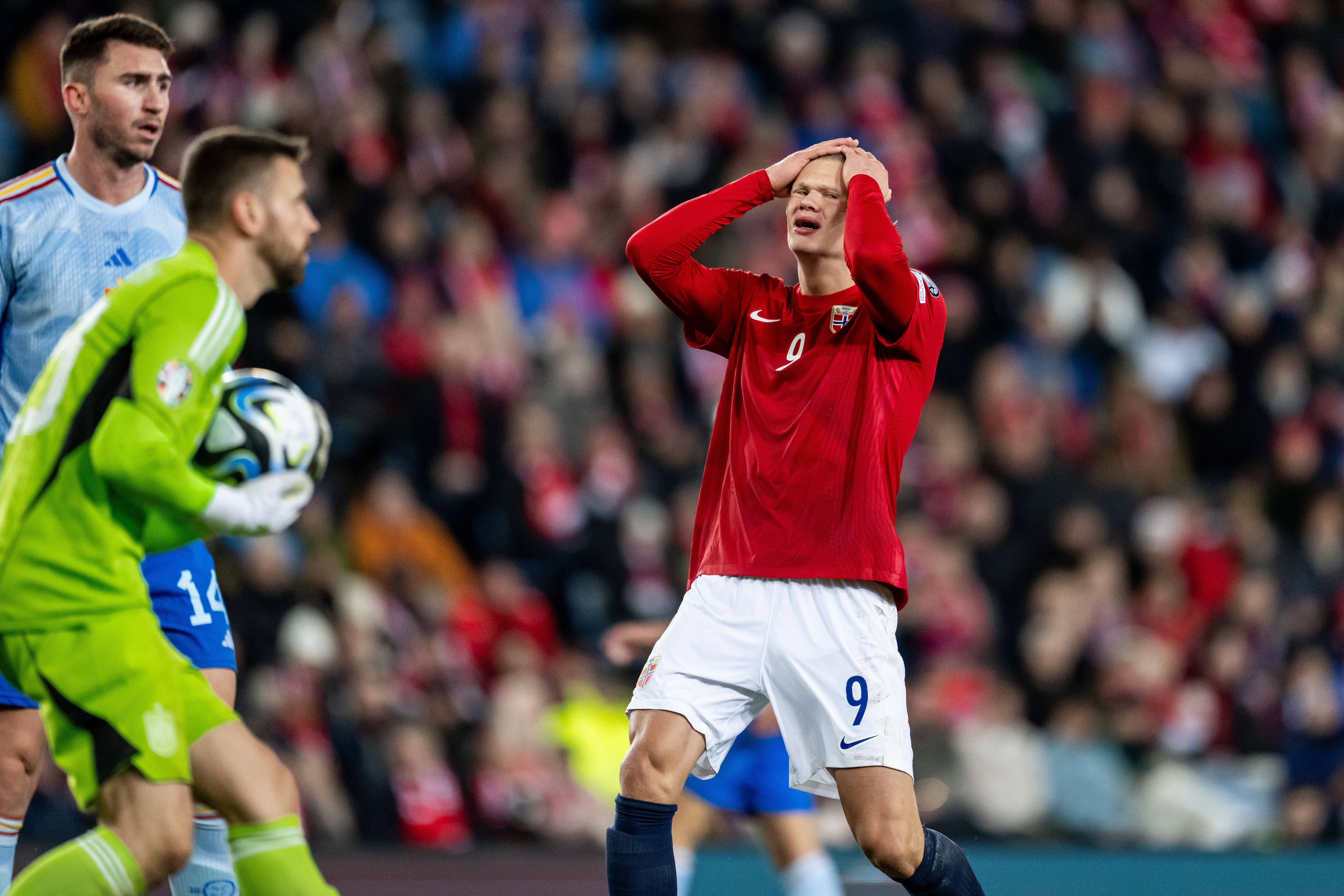 ސްޕެއިން ކޮލިފައިވީއިރު ހާލަންޑުގެ އުއްމީދުތައް ފަނޑުވަނީ