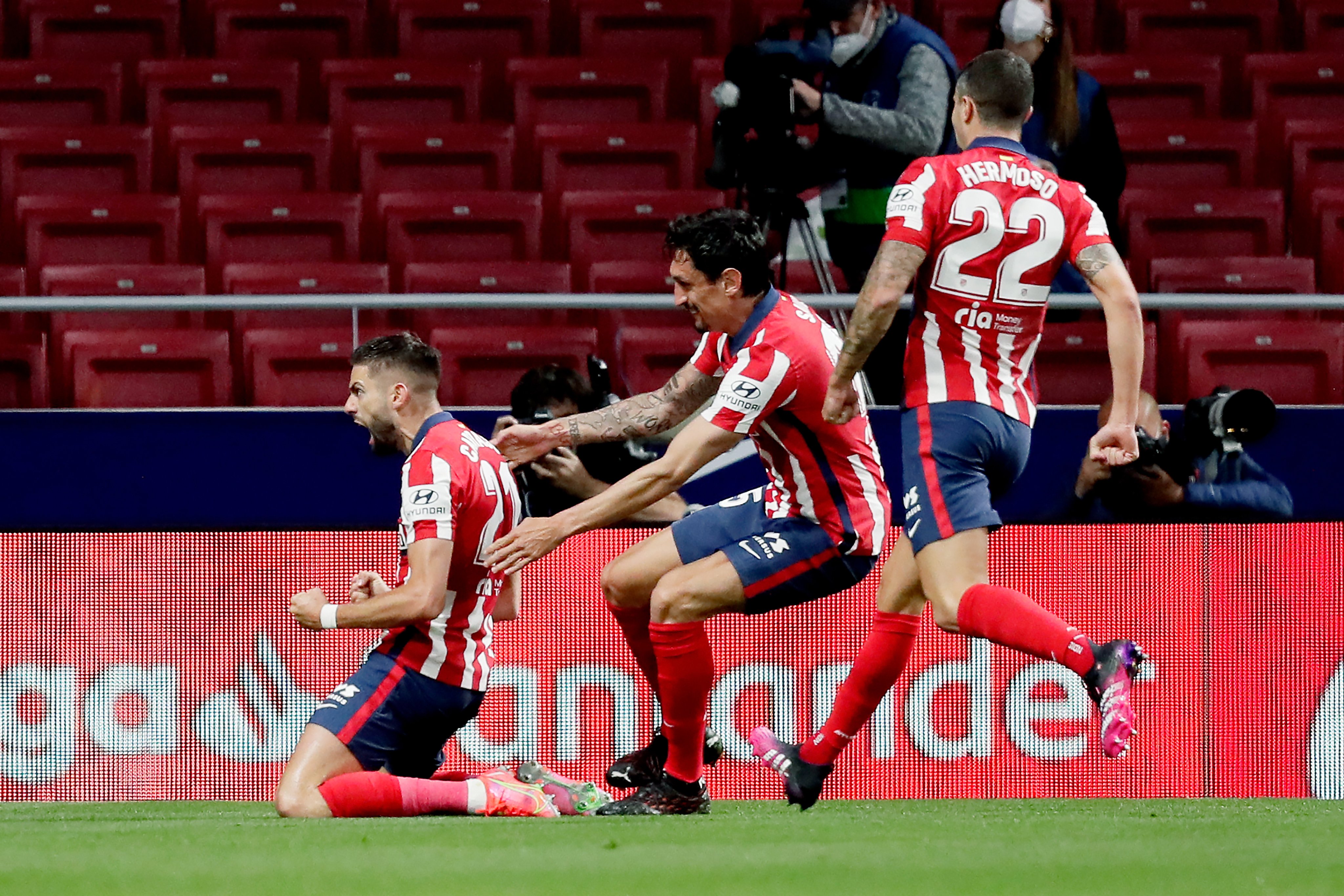 ސޮސިއެޑާޑް ބަލިކޮށް އެތުލެޓިކޯއިން ބާސެލޯނާ އާއި ރެއާލަށް ޓާޓާ ކިޔައިފި