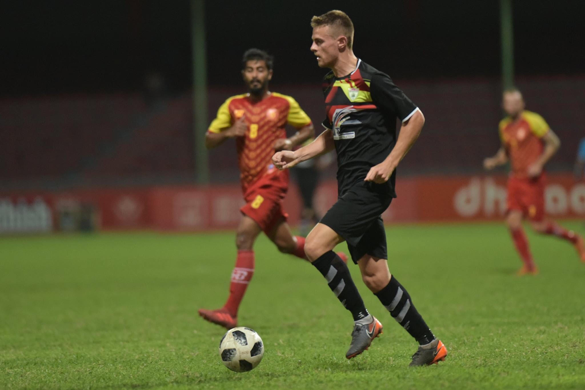 ފުރަތަމަ މޮޅާއެކު މޯހަން އަށް ހިތްހަމަޖެހުން