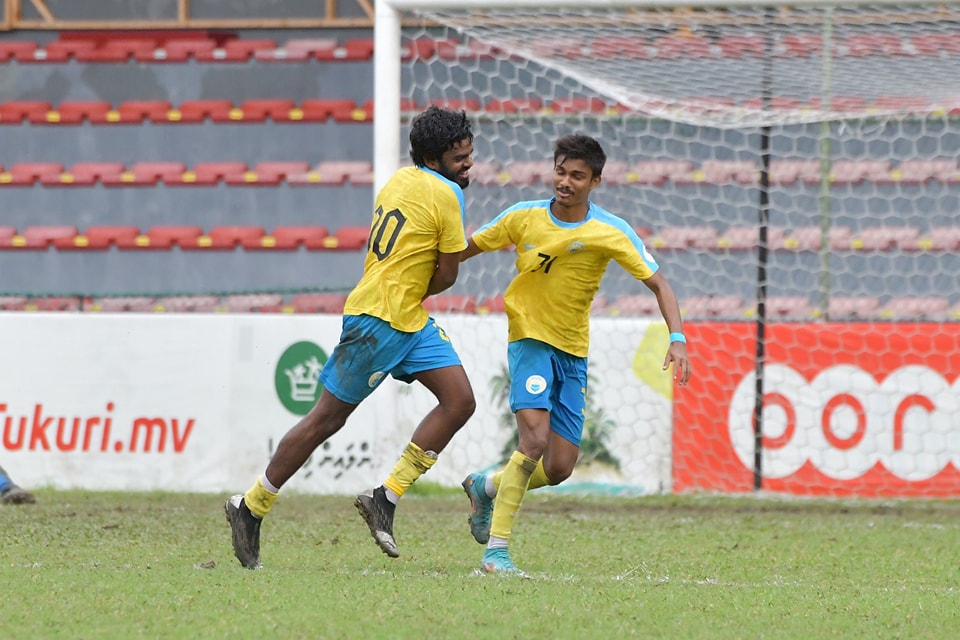 ޔޫވީ ބަލިކޮށް ވެލެންސިއާ އަށް ލީގުގެ ތިން ވަނަ