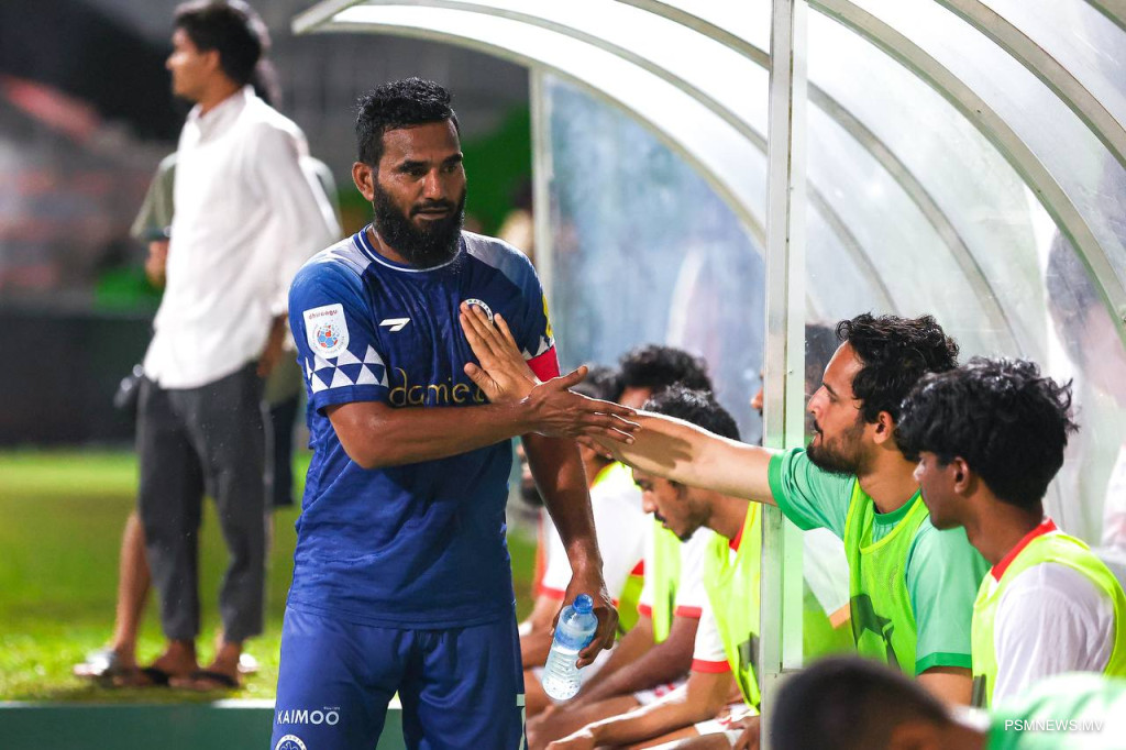 ދެ އަހަރަށް ފަހު ދަގަނޑޭ އެނބުރި އައި މެޗުން ނިއު އަށް ފުރިހަމަ މޮޅެއް