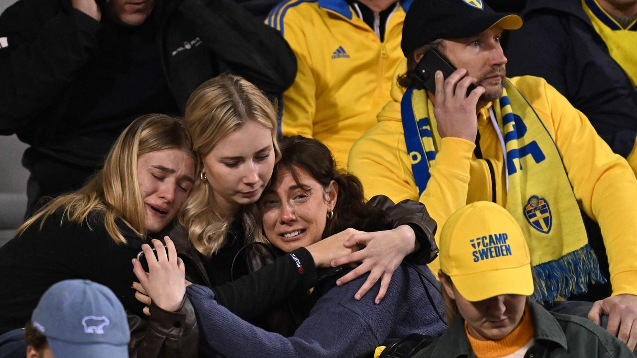 ބަޑީގެ ހަމަލާގައި ދެ މަރު، ބެލްޖިއަމް މެޗު ނުކުޅެވުނު