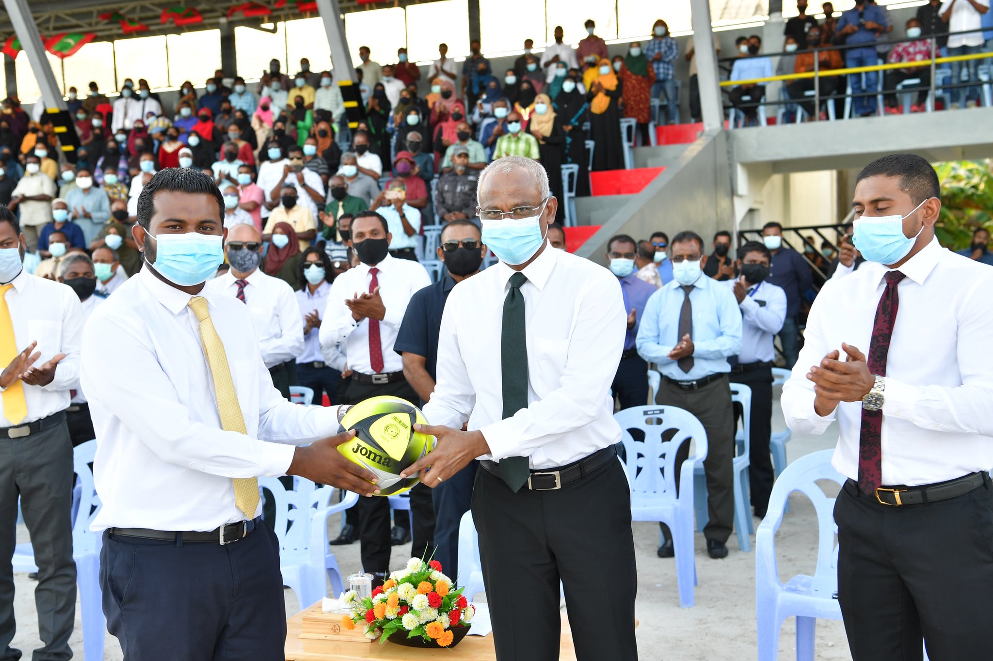 ލ. ގަމު ޓާފް ފުޓްބޯޅަ ދަނޑު ރައީސް ހުޅުއްވައިދެއްވައިފި