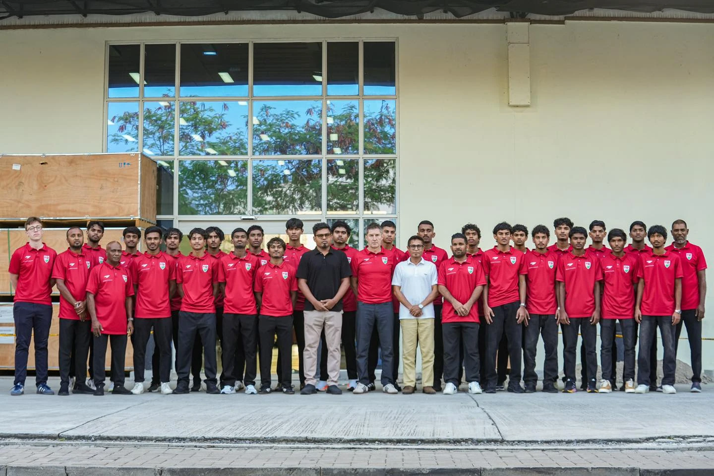 20 އަހަރުން ދަށުގެ ގައުމީ ފުޓްބޯޅަ ޓީމު ތަމްރީނު ކޭމްޕަށް ސިންގަޕޫރަށް ފުރުން